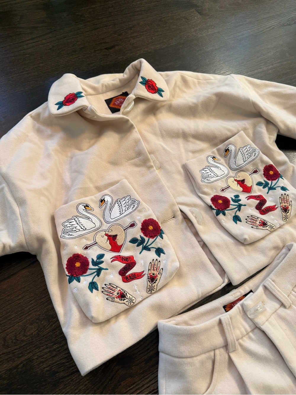 Cream Embroidered Cropped Jacket & Shorts set— Floral & Swan Detail - Picture 2 of 7
